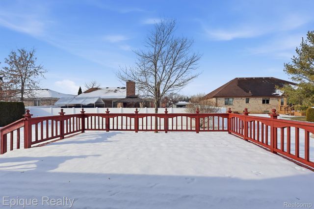 40931 Rehse Drive, Clinton Charter Township, MI 48038