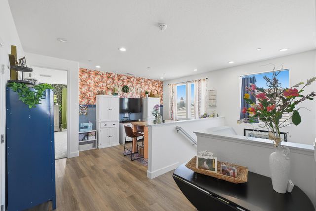 2827 Sand Hills Avenue, Tulare, CA 93274