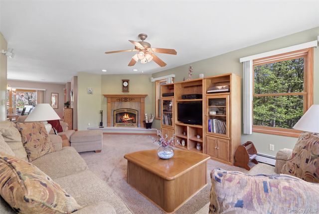 414 Red Hill Rd, Wurtsboro, NY 12790