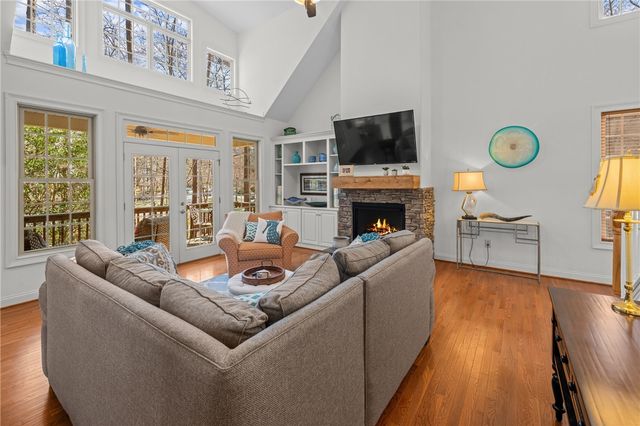 7 Divot Landing, Salem, SC 29676