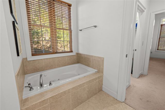 7 Divot Landing, Salem, SC 29676