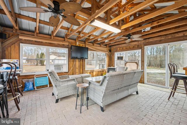 33 PEPPER RD, Browns Mills, NJ 08015