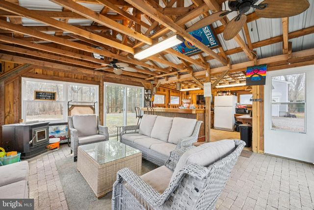 33 PEPPER RD, Browns Mills, NJ 08015