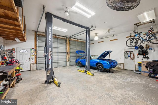 33 PEPPER RD, Browns Mills, NJ 08015