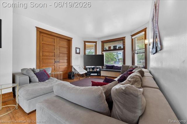 415 W Forest Avenue, Ypsilanti, MI 48197
