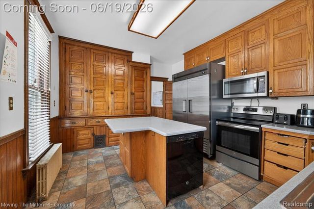 415 W Forest Avenue, Ypsilanti, MI 48197