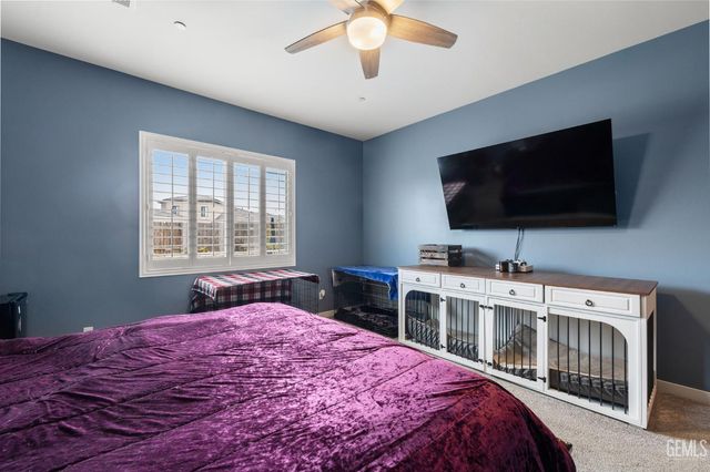 15811 Waterford Street, Bakersfield, CA 93314