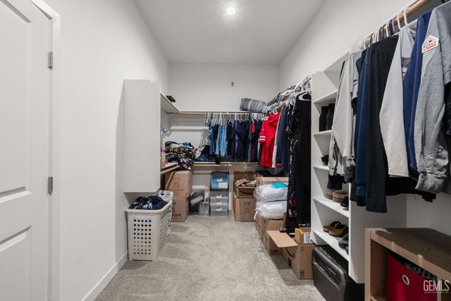 15811 Waterford Street, Bakersfield, CA 93314