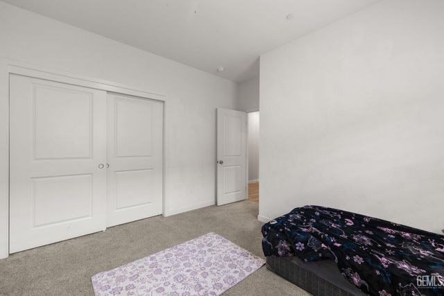 15811 Waterford Street, Bakersfield, CA 93314