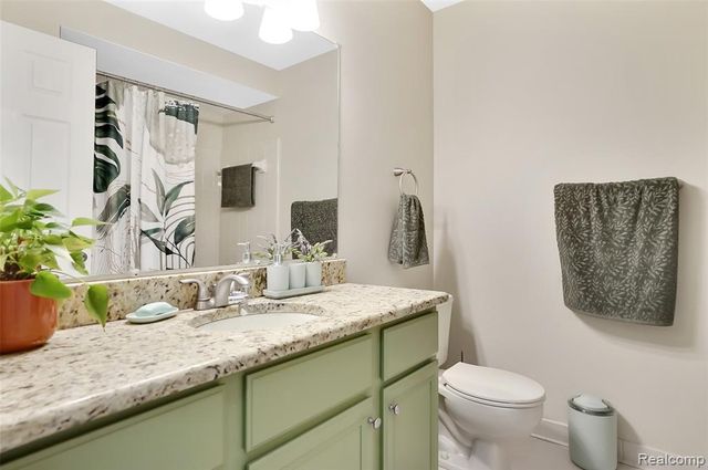 23589 Northport Drive, Clinton Township, MI 48036