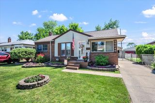 28048 Bohn Street, Roseville, MI 48066