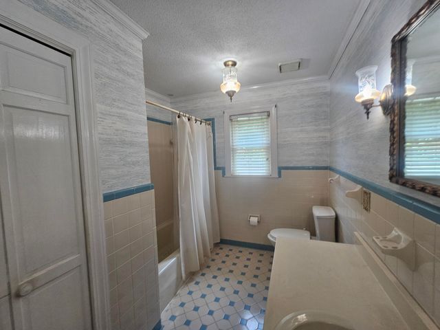 1567 Sanford Road, Charleston, SC 29407