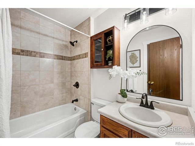 2437 Lincoln Street, Longmont, CO 80501