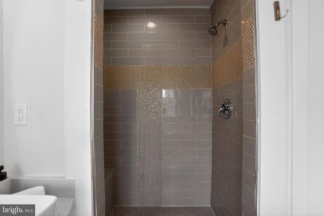 2423 HANNON ST, Hyattsville, MD 20783