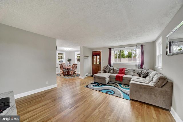 2909 WILLOUGHBY RD, Parkville, MD 21234