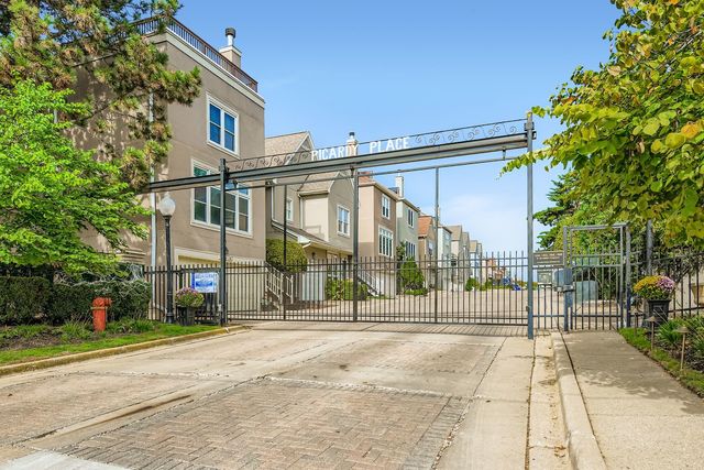 1806-H W DIVERSEY Parkway, Chicago, IL 60614