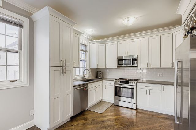 1806-H W DIVERSEY Parkway, Chicago, IL 60614