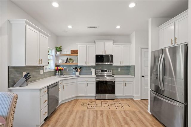 2351 Willow Creek Drive, Watkinsville, GA 30677
