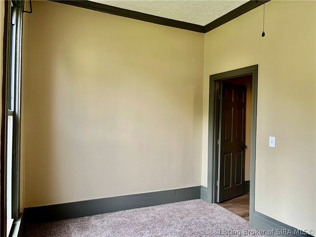 907 Watt Street, Jeffersonville, IN 47130