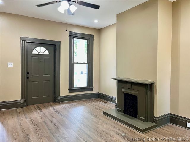907 Watt Street, Jeffersonville, IN 47130