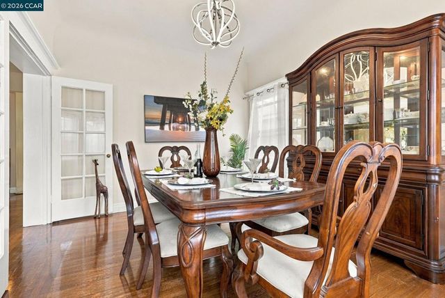 3334 Harrison St, Oakland, CA 94611