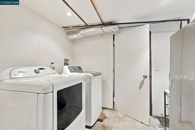 3334 Harrison St, Oakland, CA 94611