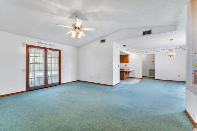 102 SE Crosspoint Drive, Port St. Lucie, Port St Lucie, FL 34983