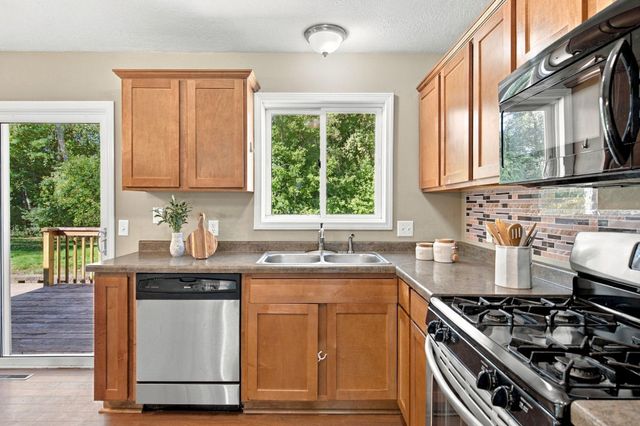 17155 Hershey Court, Lakeville, MN 55044