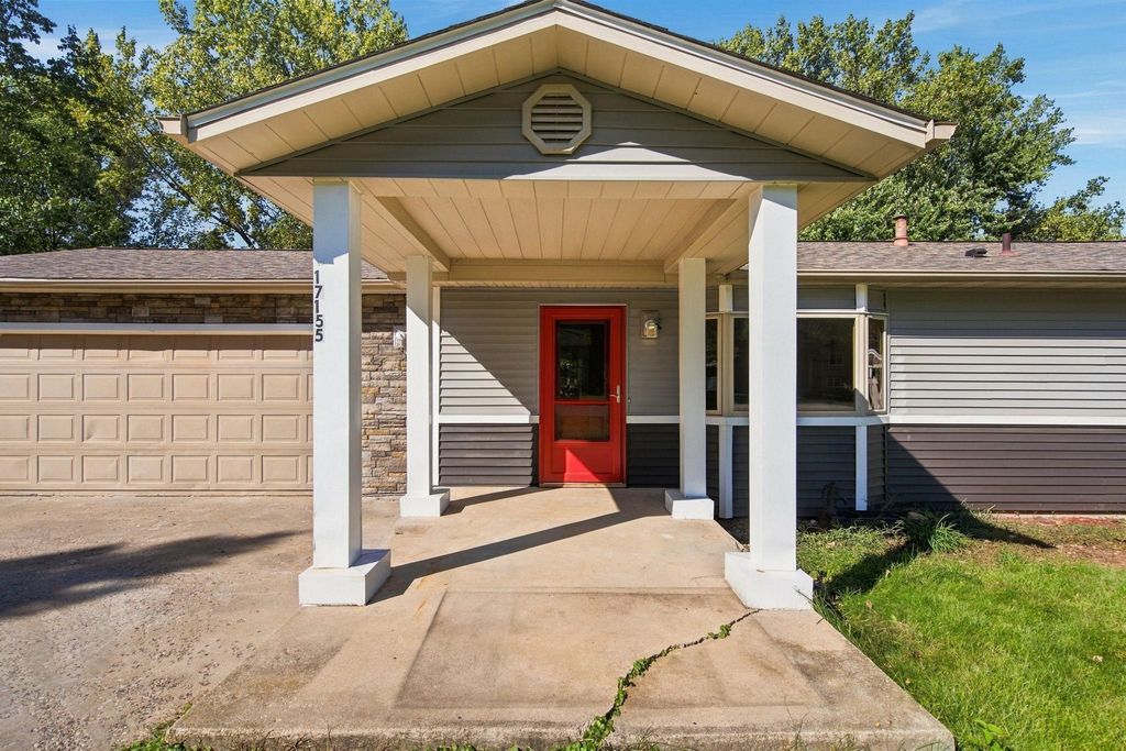 17155 Hershey Court, Lakeville, MN 55044 — photo 4
