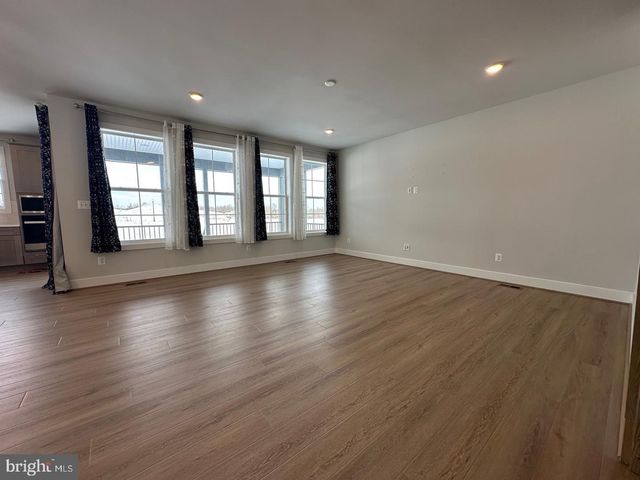 22777 ORCHARD GROVE DR, Ashburn, VA 20148