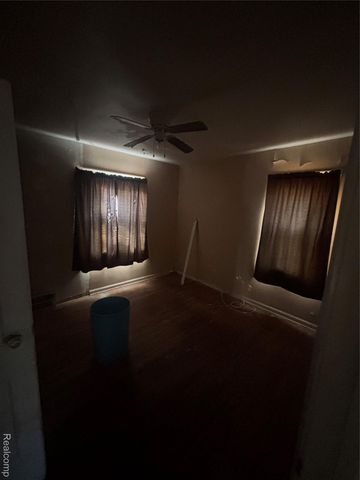 19762 Avon Avenue, Detroit, MI 48219