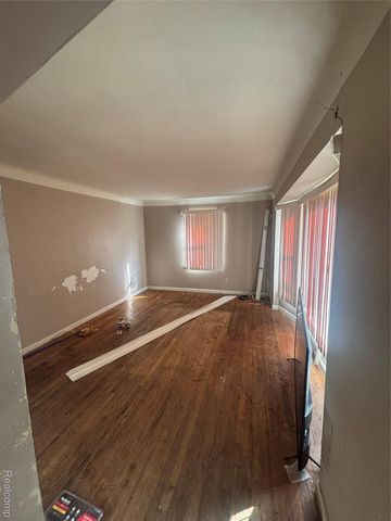 19762 Avon Avenue, Detroit, MI 48219