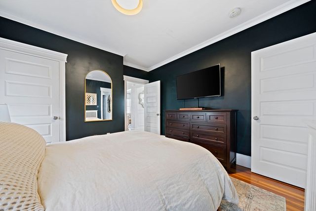 131 King St 3, Boston, MA 02122