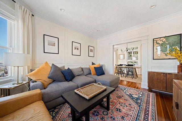 131 King St 3, Boston, MA 02122