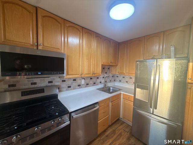 71 Strawberry Hill Avenue 1107, Stamford, CT 06902
