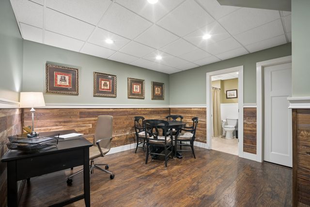 25 Horne Street, St. Charles, IL 60174