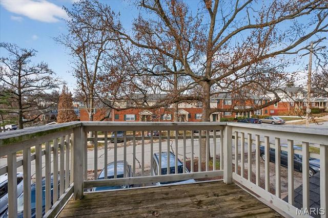 1626 High School Drive, St Louis, MO 63144