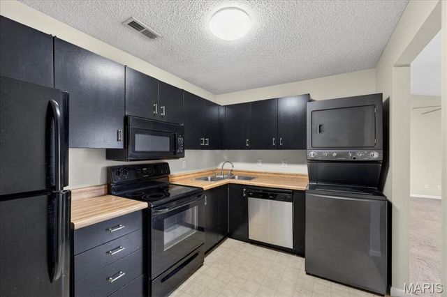 1626 High School Drive, St Louis, MO 63144