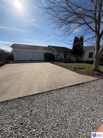 845 D E Brown Road, Brandenburg, KY 40108