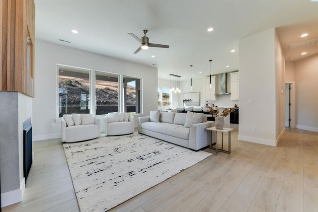 4443 Cowlitz Blvd, Richland, WA 99352