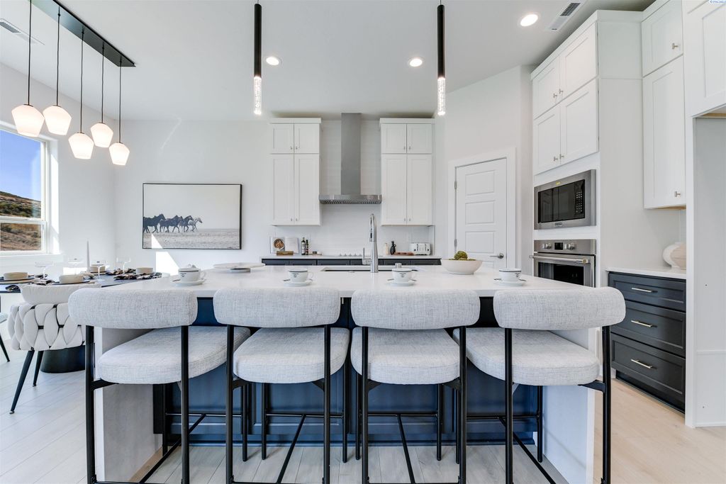 4443 Cowlitz Blvd, Richland, WA 99352