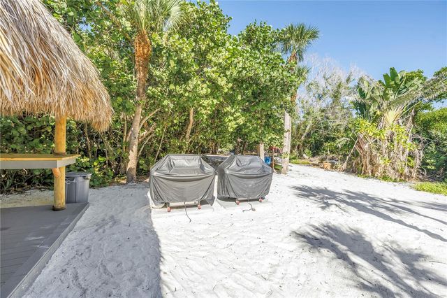 111 WHISPERING SANDS CIRCLE V38, Sarasota, FL 34242