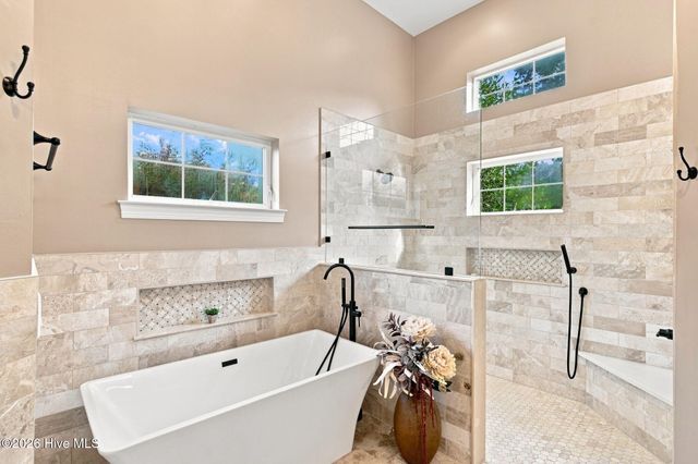1734 Merriwether Lane SE, Bolivia, NC 28422