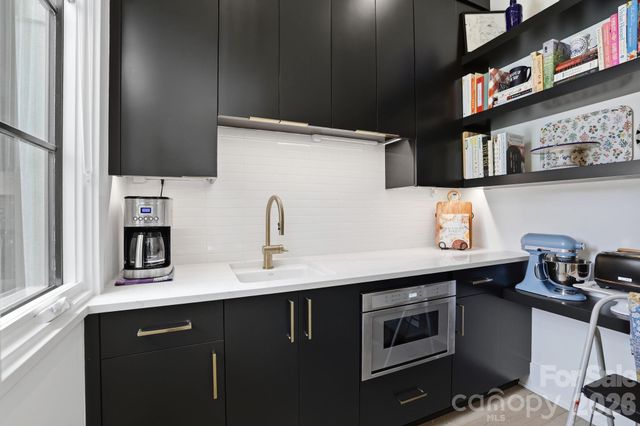 2840 Irby Drive, Charlotte, NC 28209