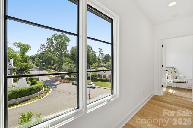 2840 Irby Drive, Charlotte, NC 28209