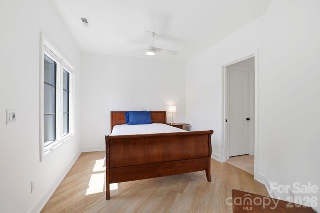 2840 Irby Drive, Charlotte, NC 28209