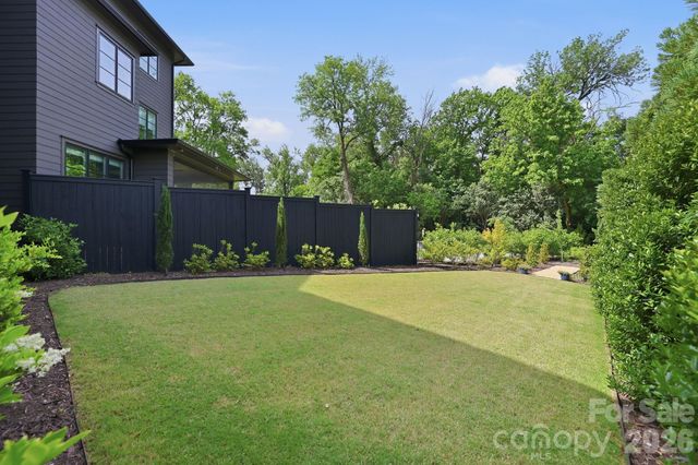 2840 Irby Drive, Charlotte, NC 28209