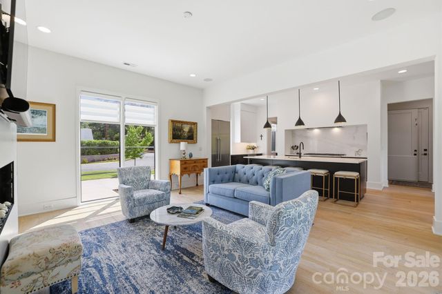 2840 Irby Drive, Charlotte, NC 28209