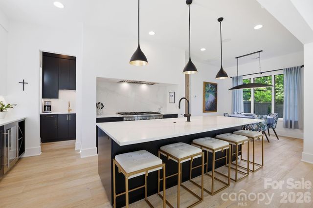 2840 Irby Drive, Charlotte, NC 28209
