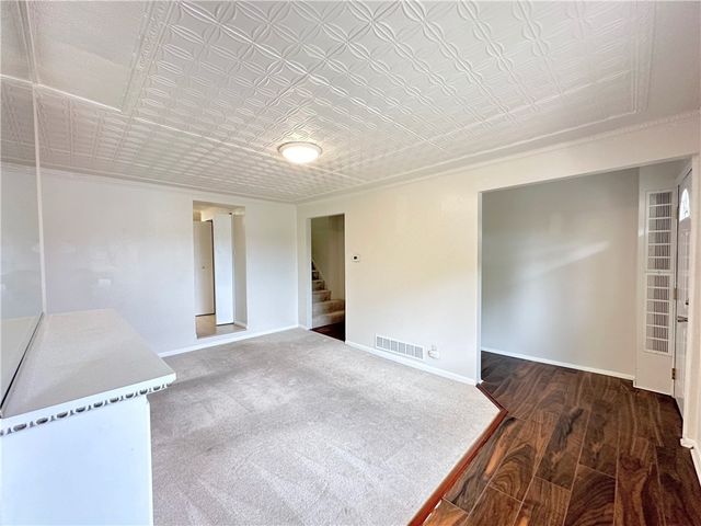 1902 Shamokin St, South Side, PA 15203